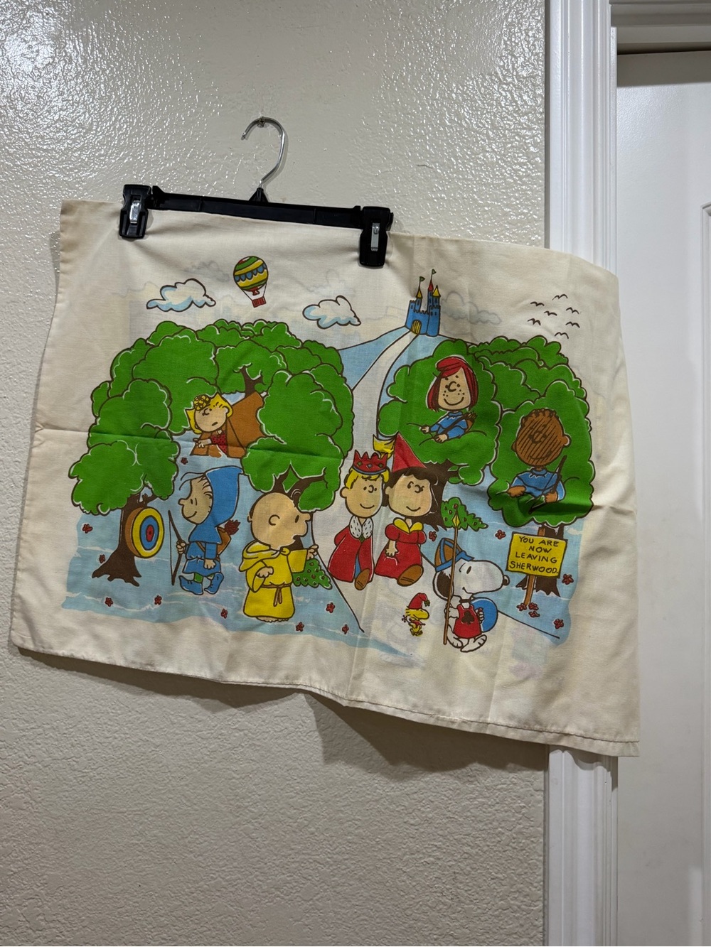 Vintage Snoopy Peanuts Charlie Brown pillowcase Leaving Sherwood Saloon
